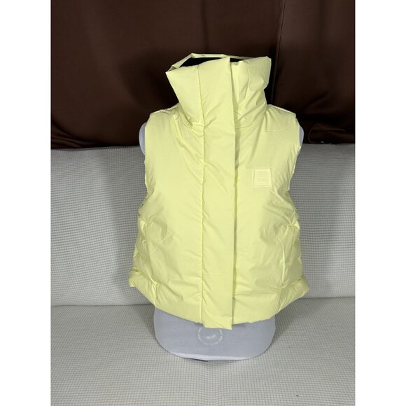 Rains Straw Yellow Loop Padded Vest, Size Medium, NWT, MSRP $250 - Picture 5 of 16